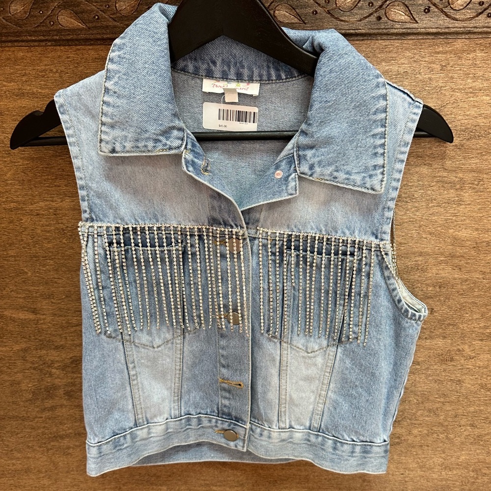 Open sleeve Jean jacket vest